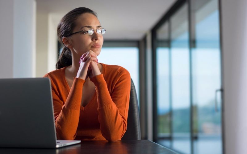 Nên học tiếng Anh giao tiếp hay chuyên ngành?