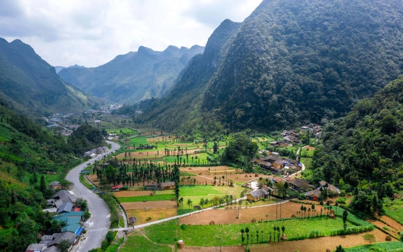 Thung lũng Sủng Là
