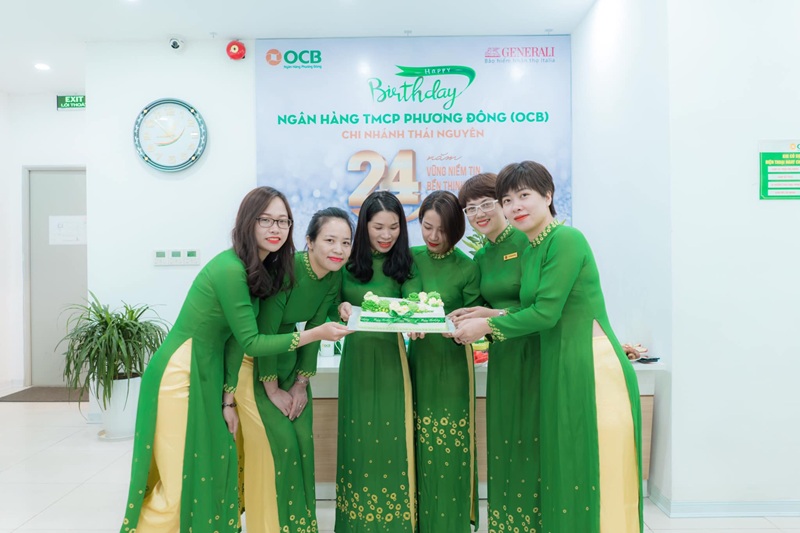 áo dài cho nhân viên công ty