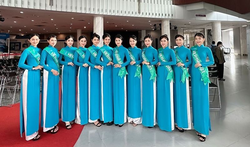 Mẫu đồng phục áo dài khách sạn