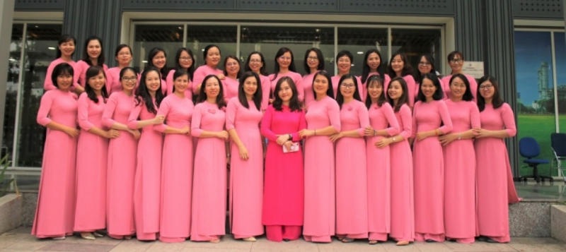 tiêu chí chọn áo dài đồng phục công sở